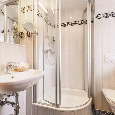 Hotel Weisser Hirsch